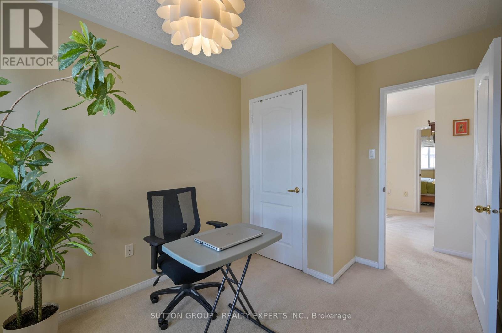 3077 CAULFIELD CRESCENT — photo 21
