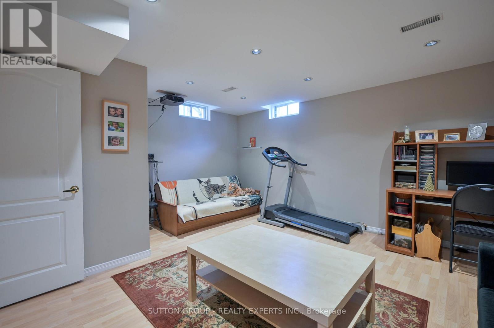 3077 CAULFIELD CRESCENT — photo 25