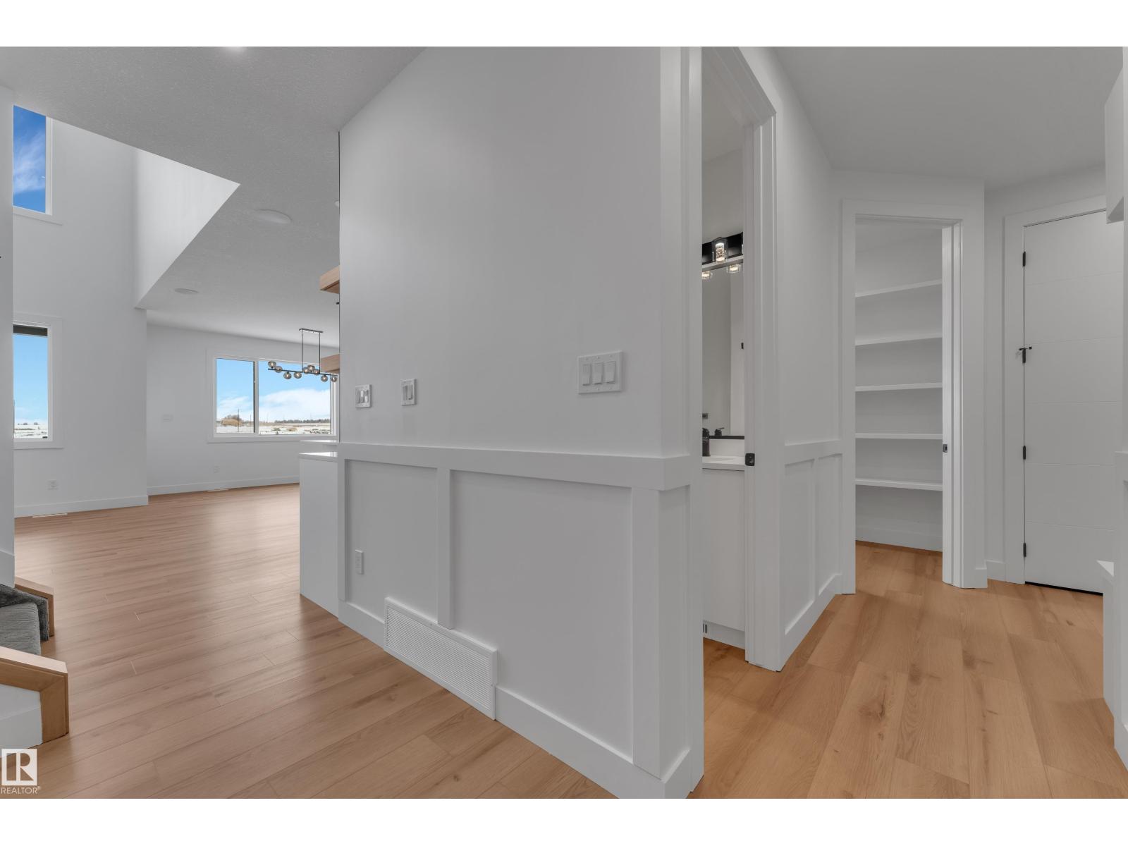 760 ASTORIA WY, Devon