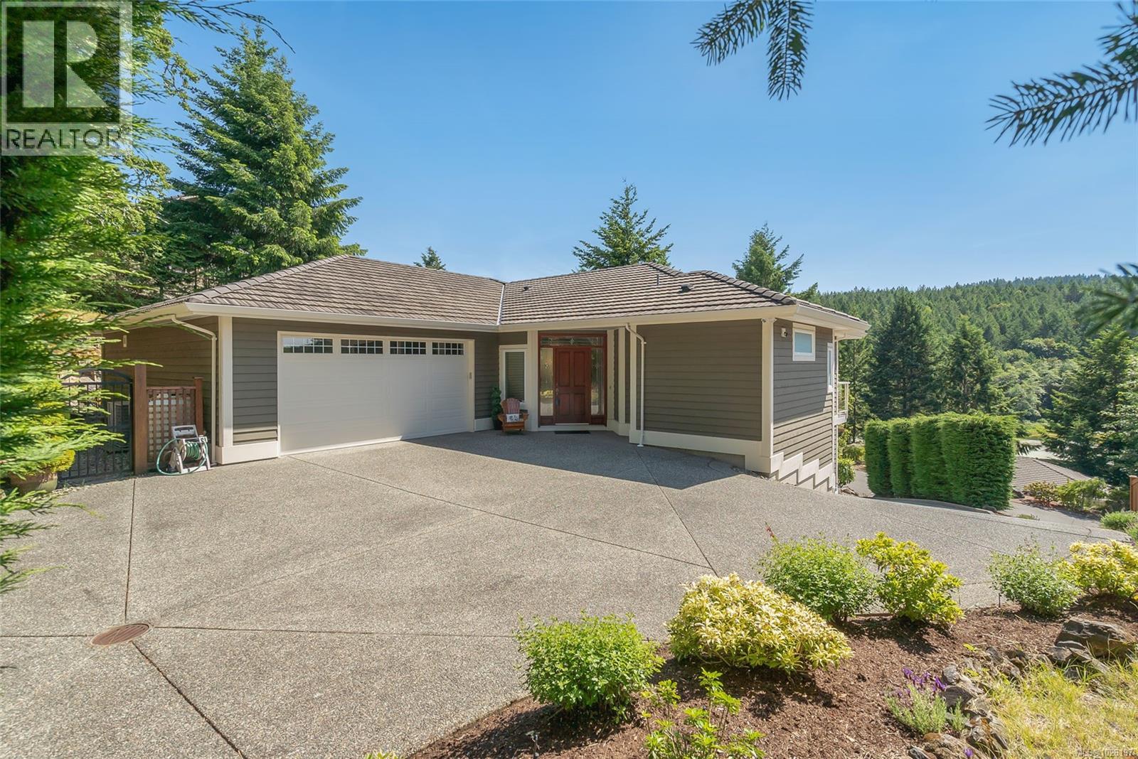 3355 Rockhampton Rd, Nanoose Bay