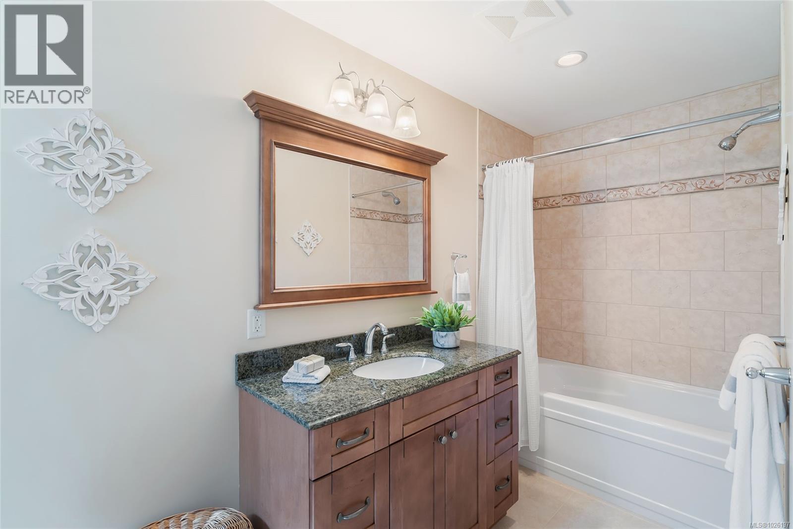 3355 Rockhampton Rd, Nanoose Bay