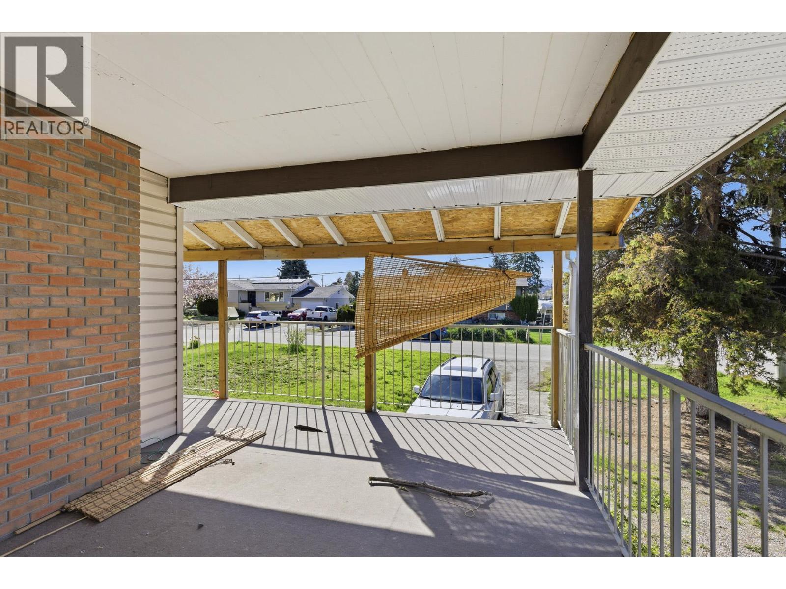 355 Mara Road, Kelowna