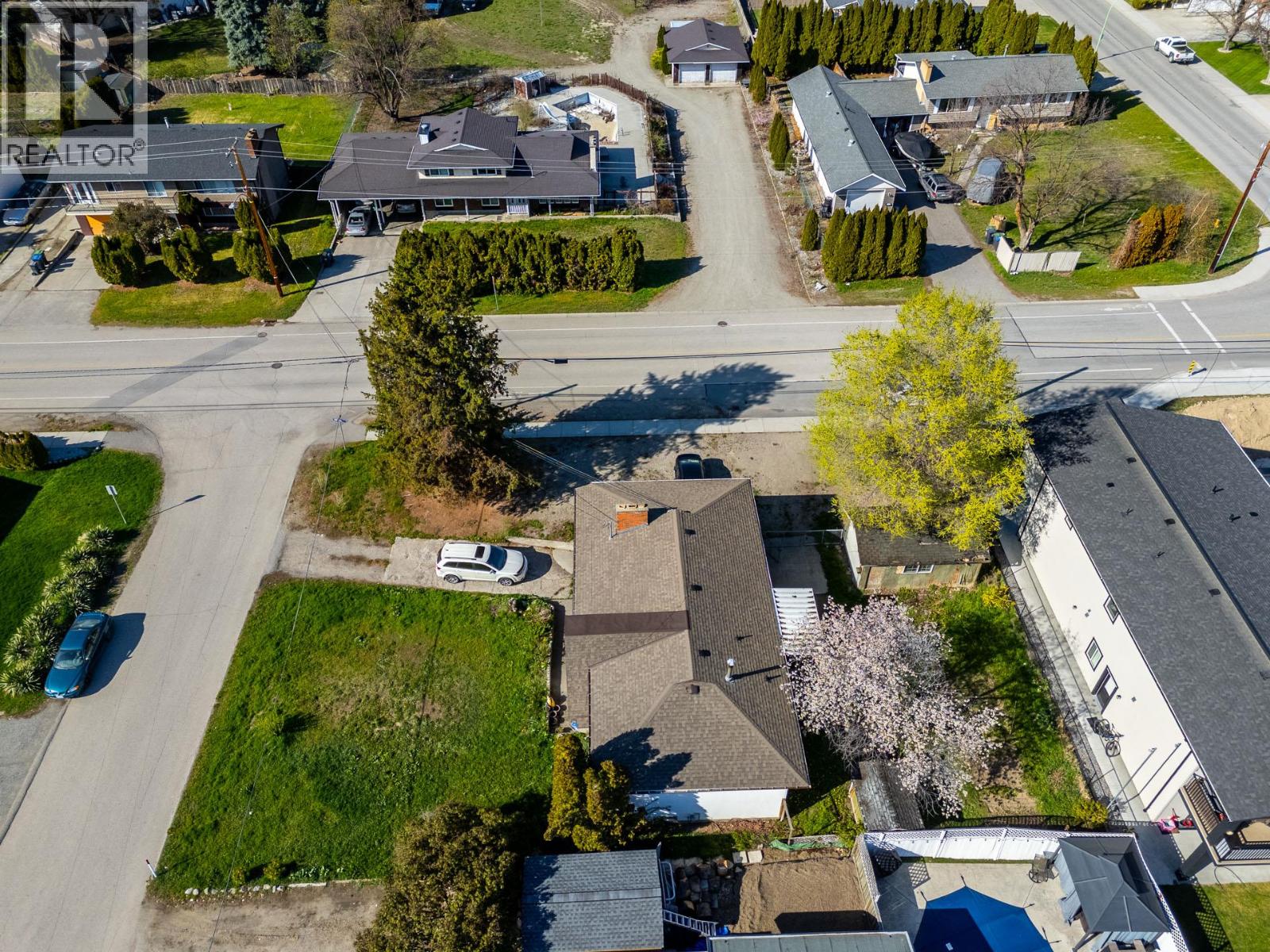 355 Mara Road, Kelowna