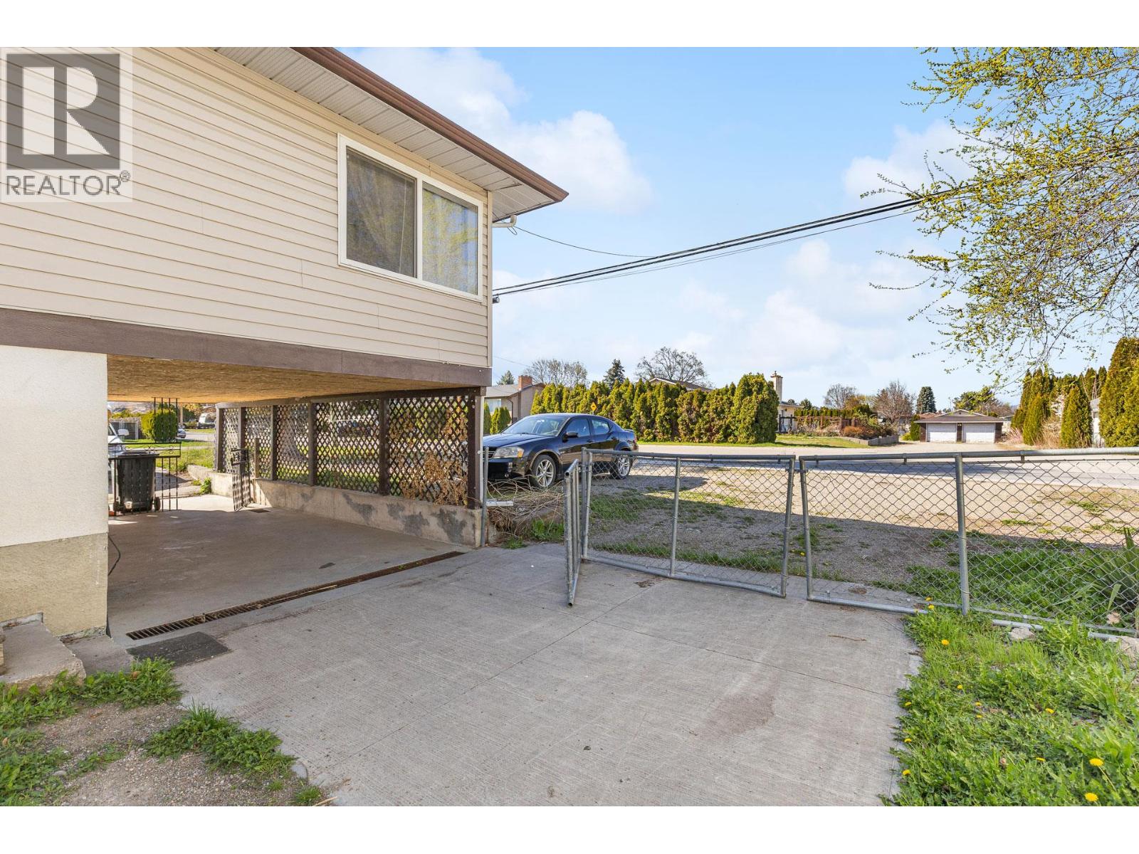 355 Mara Road, Kelowna