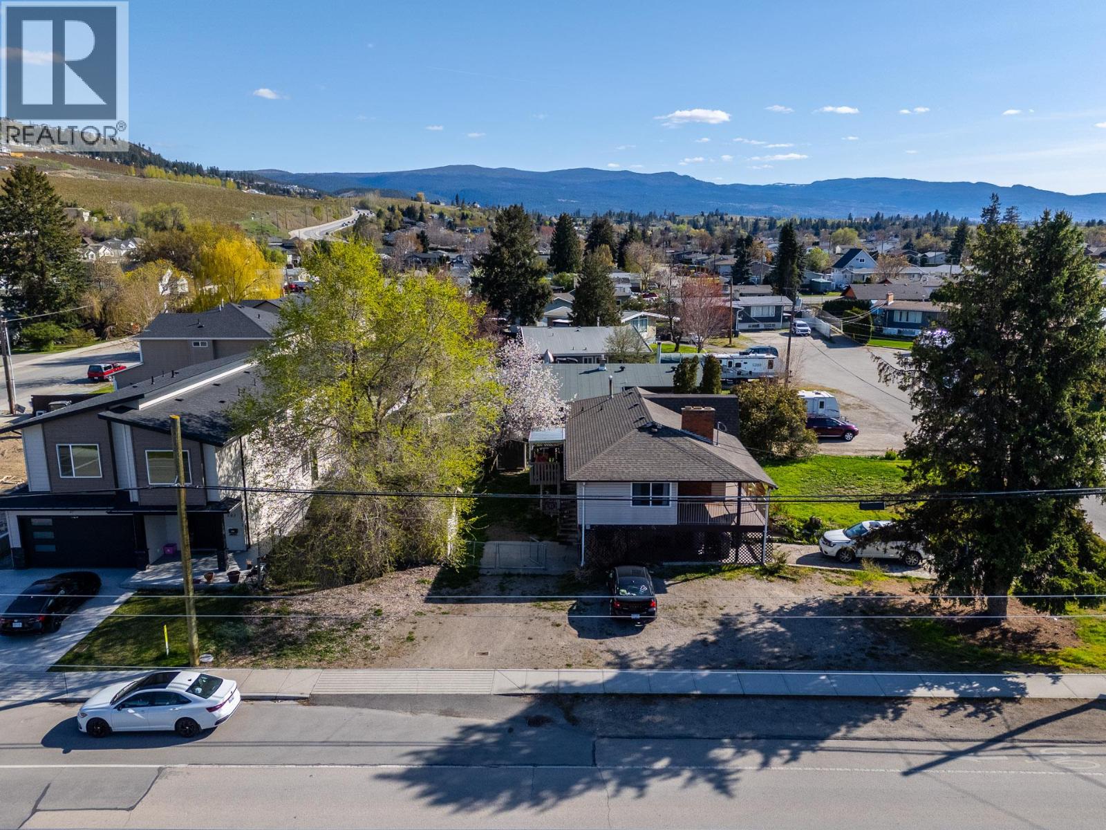 355 Mara Road, Kelowna