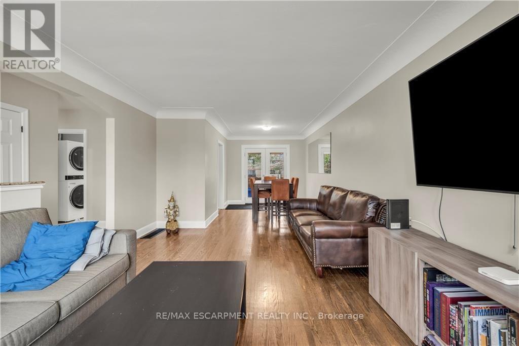 39 BLAND AVENUE - 16