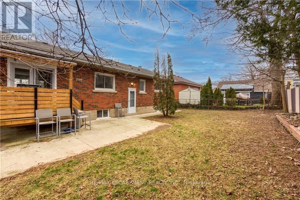 39 BLAND AVENUE - 35