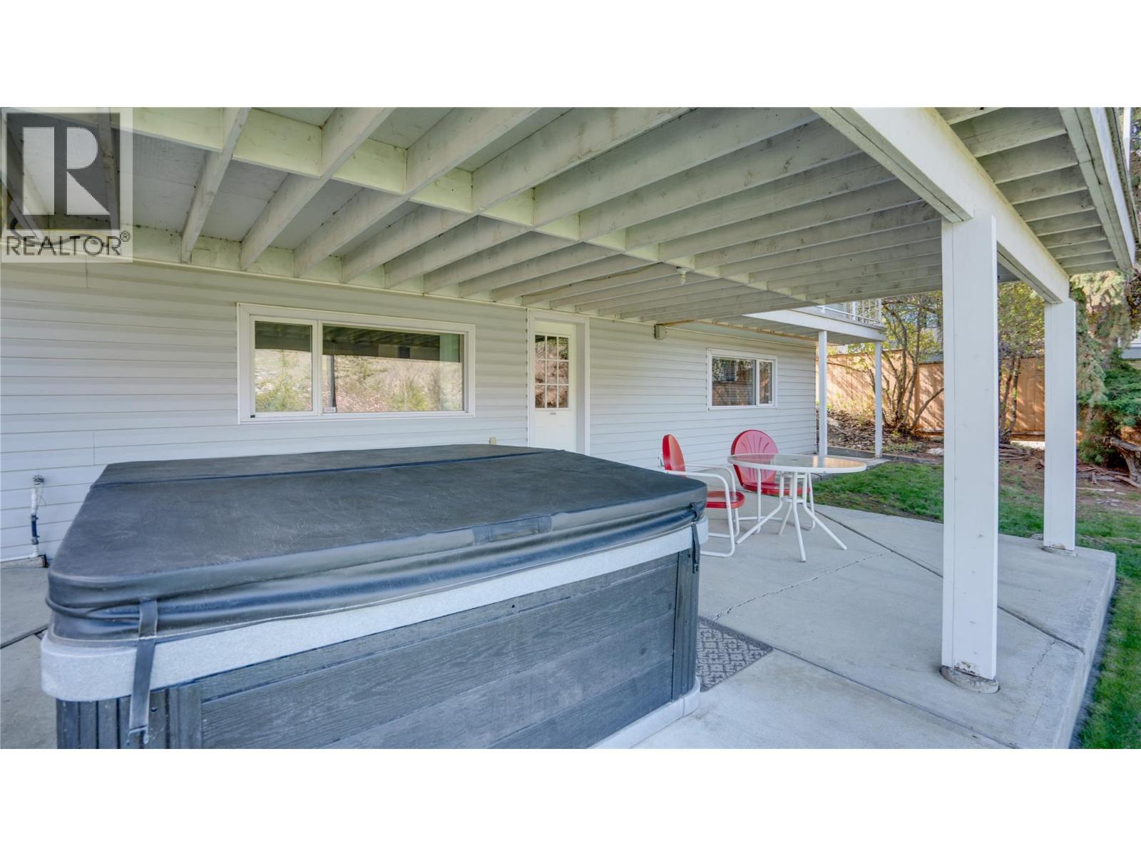 7595 Klinger Road, Vernon