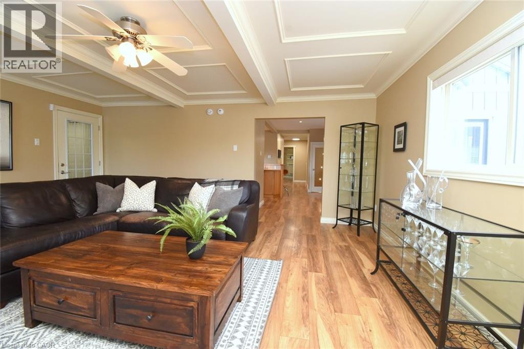2952 POWERLINE Road W - 16