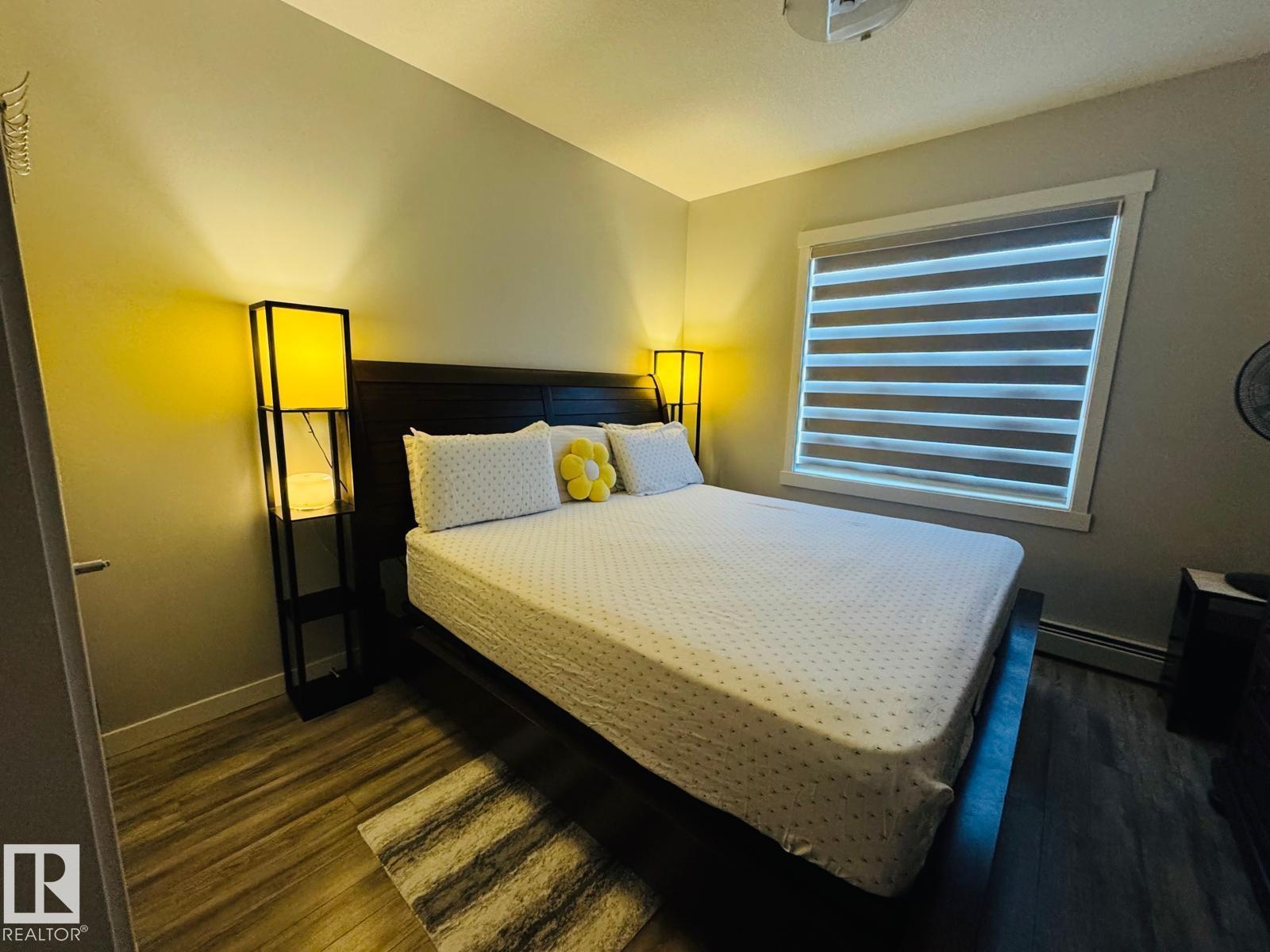 #303 812 welsh DR SW, Edmonton