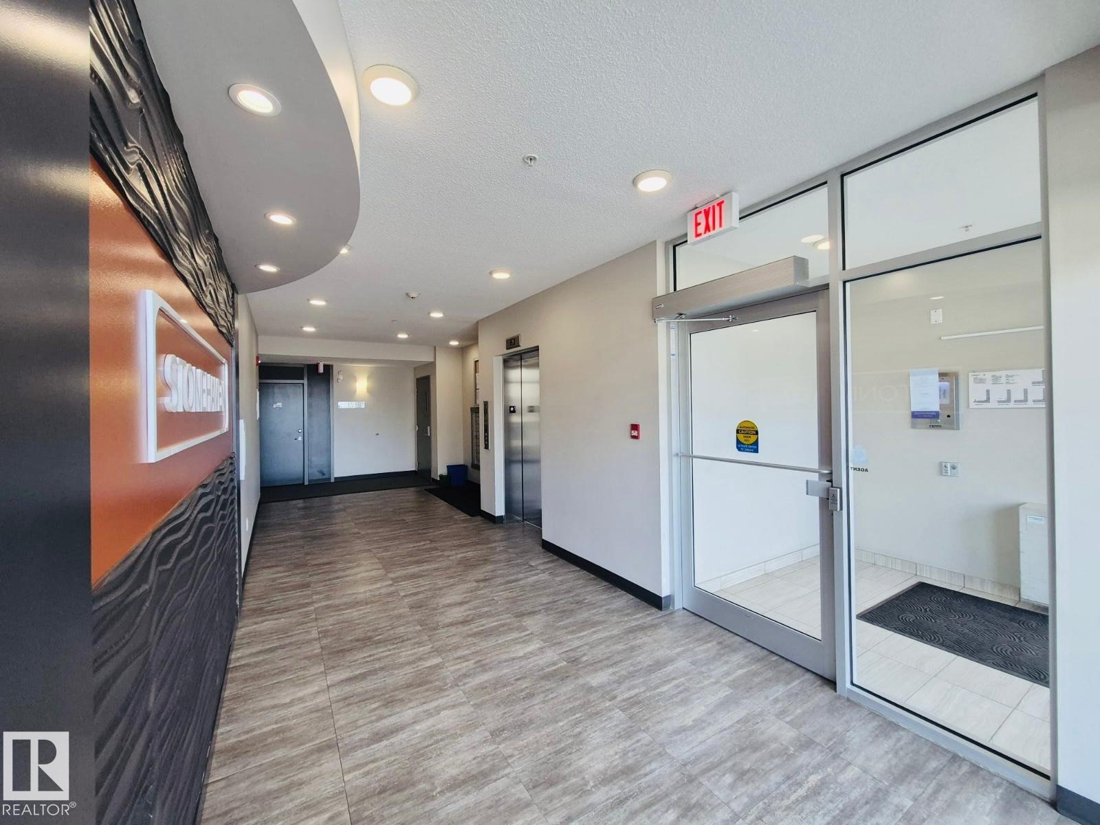 #303 812 welsh DR SW, Edmonton