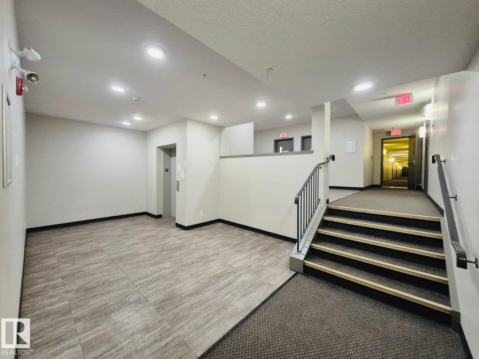 #303 812 welsh DR SW, Edmonton