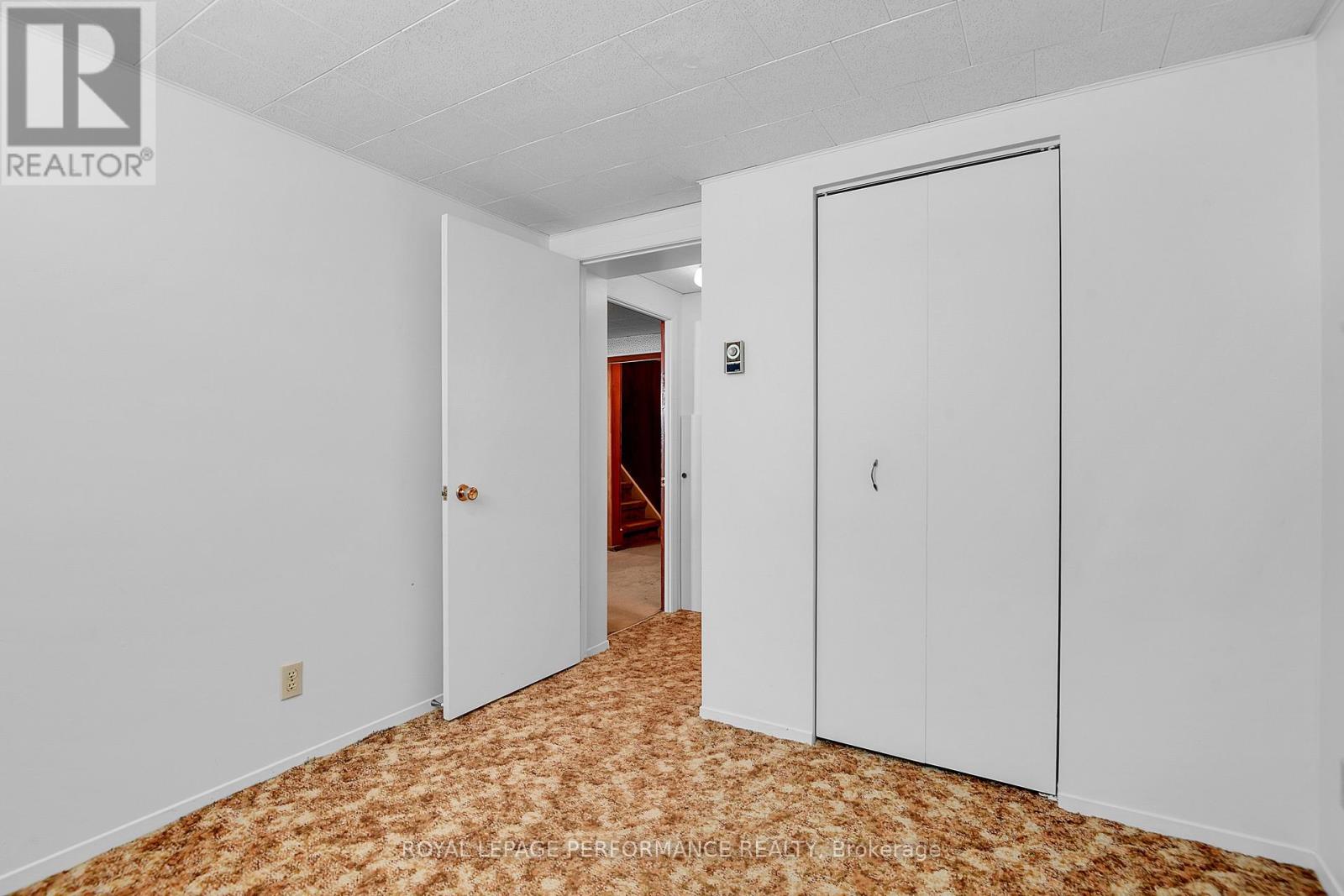 Extra Bedroom/Hobby Rm/Den/Home Gym
