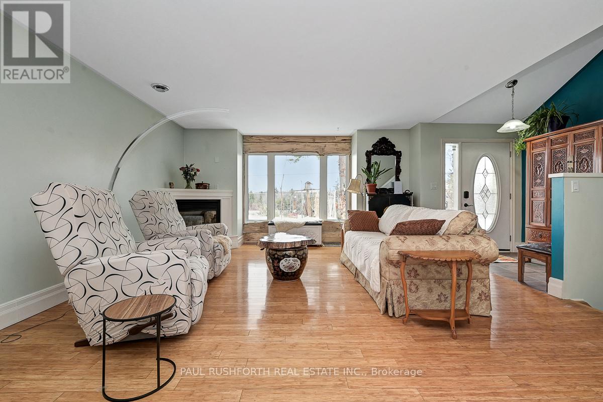 712 FLAT RAPIDS ROAD - 12