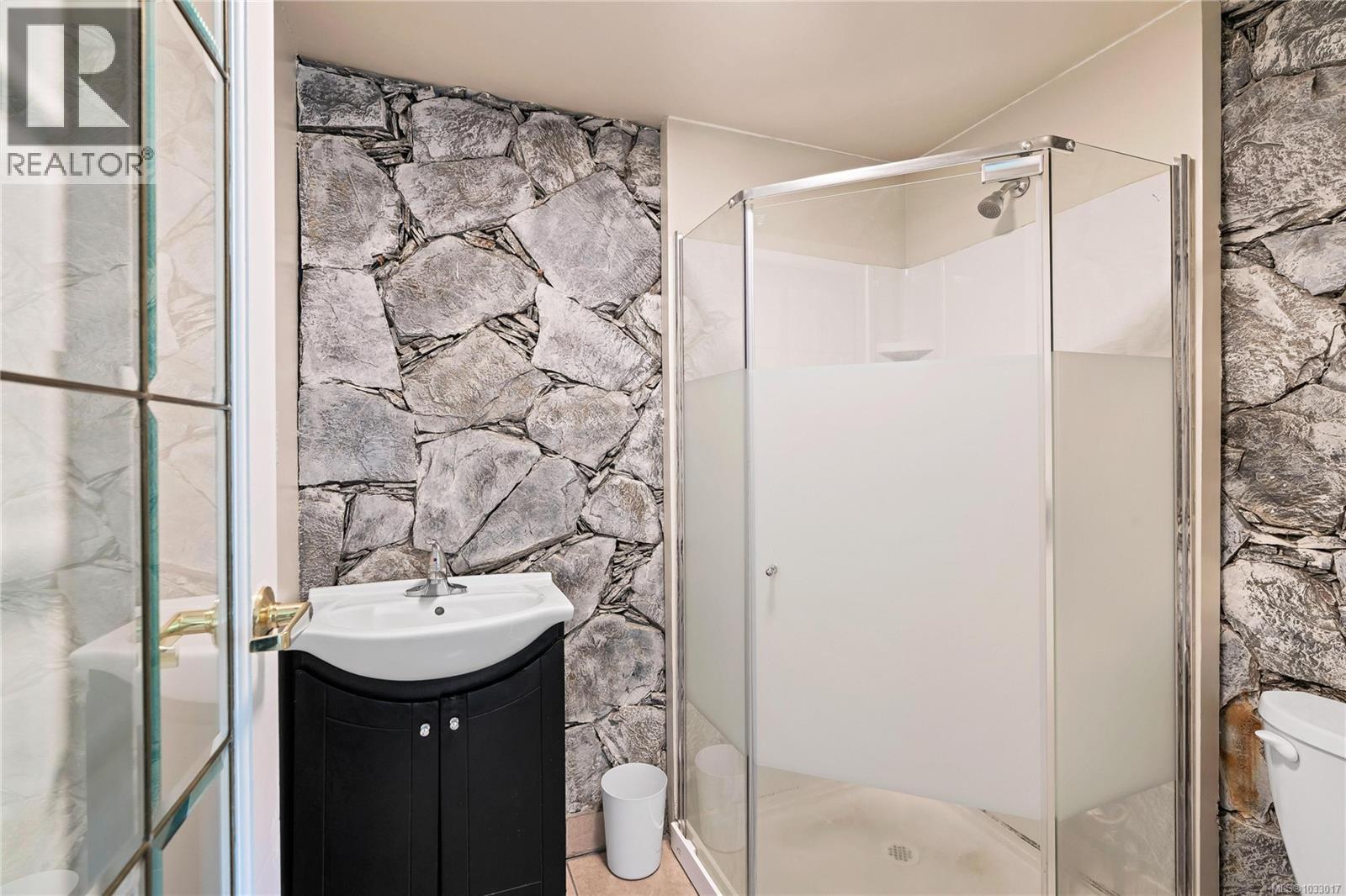  4188 Kincaid Street, Saanich