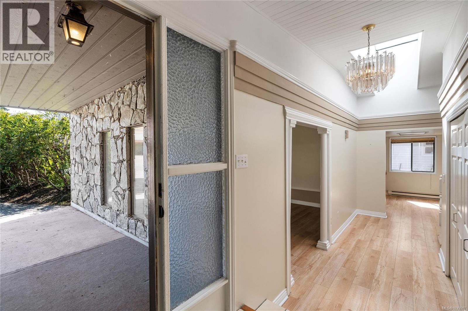  4188 Kincaid Street, Saanich