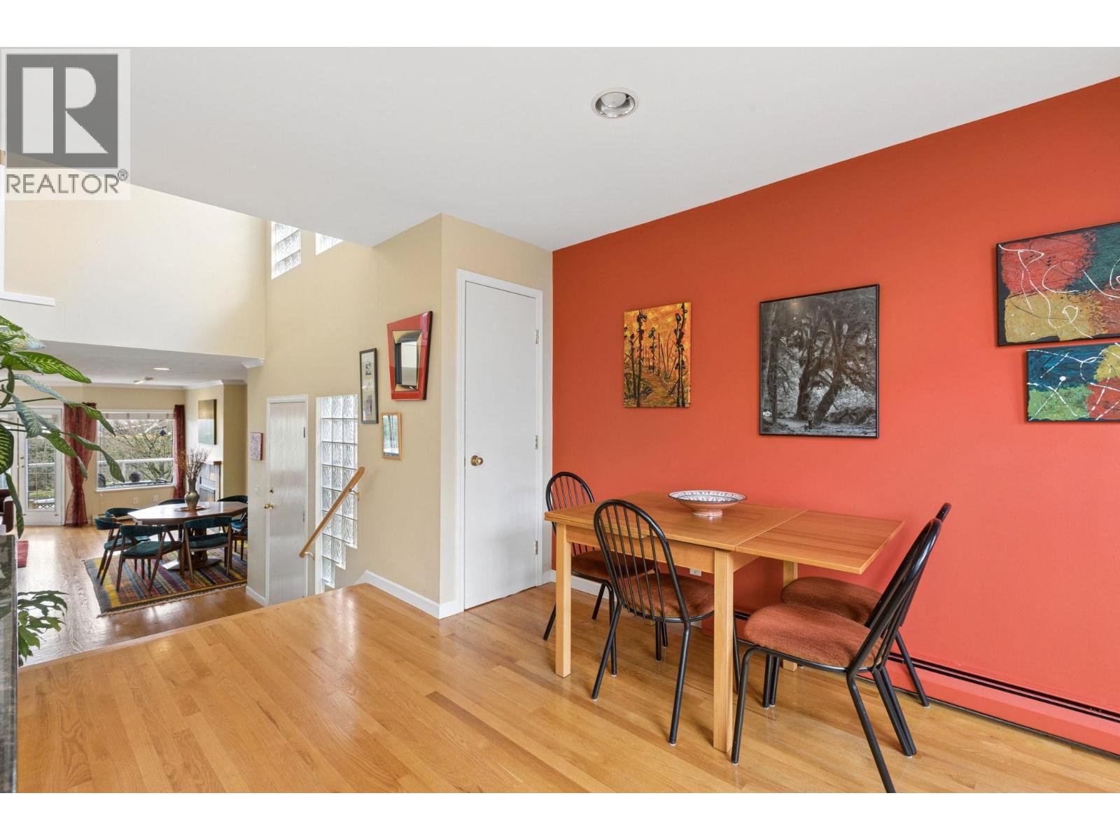 2333 BELLEVUE AVENUE, West Vancouver