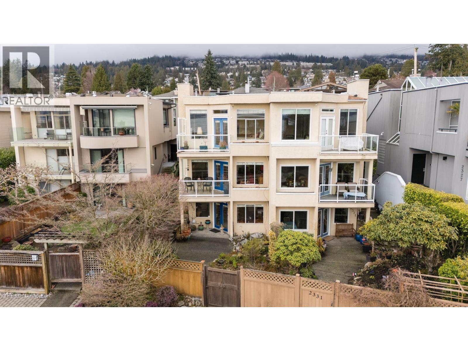 2333 BELLEVUE AVENUE, West Vancouver