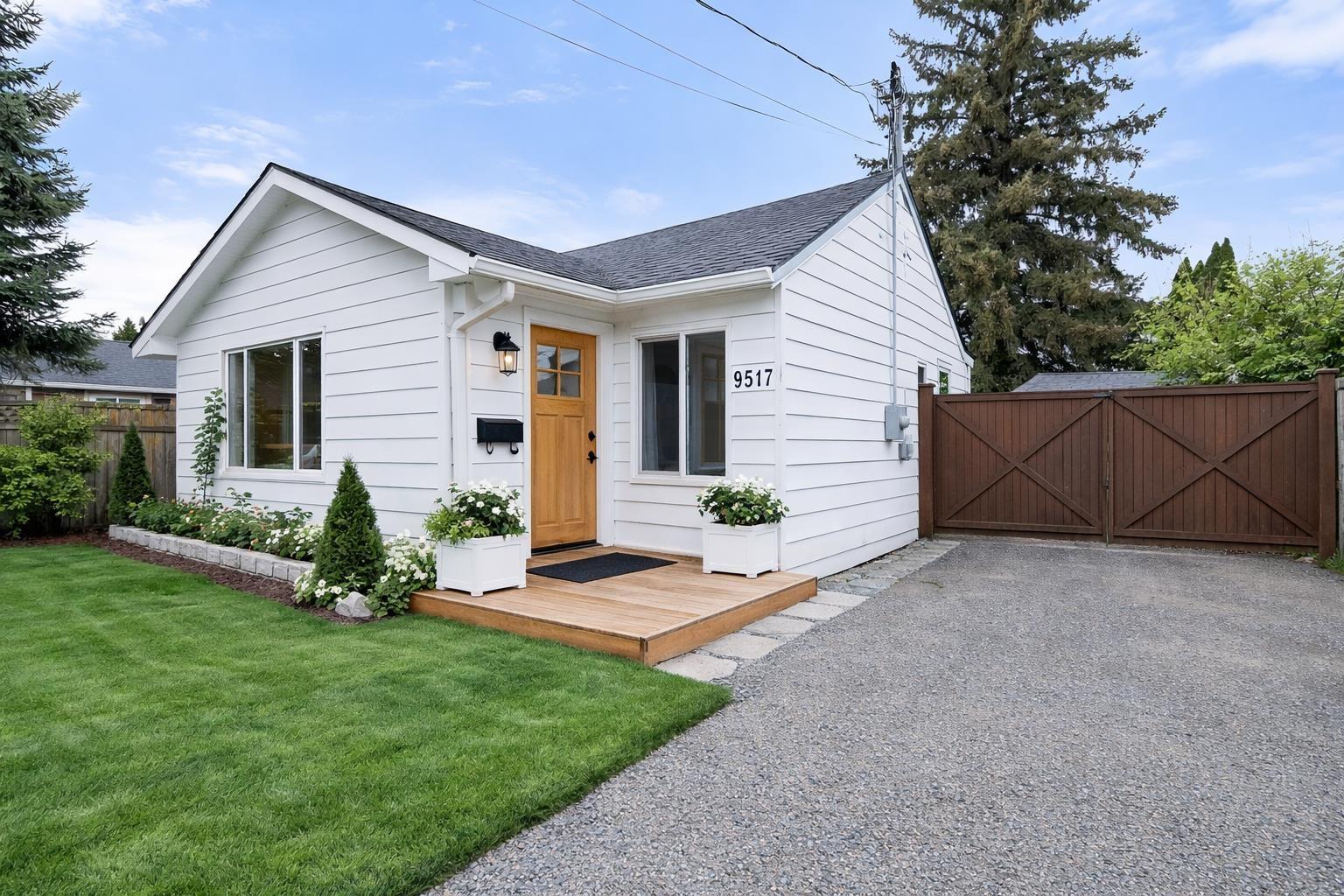 9517 STANLEY STREET, Chilliwack Proper West