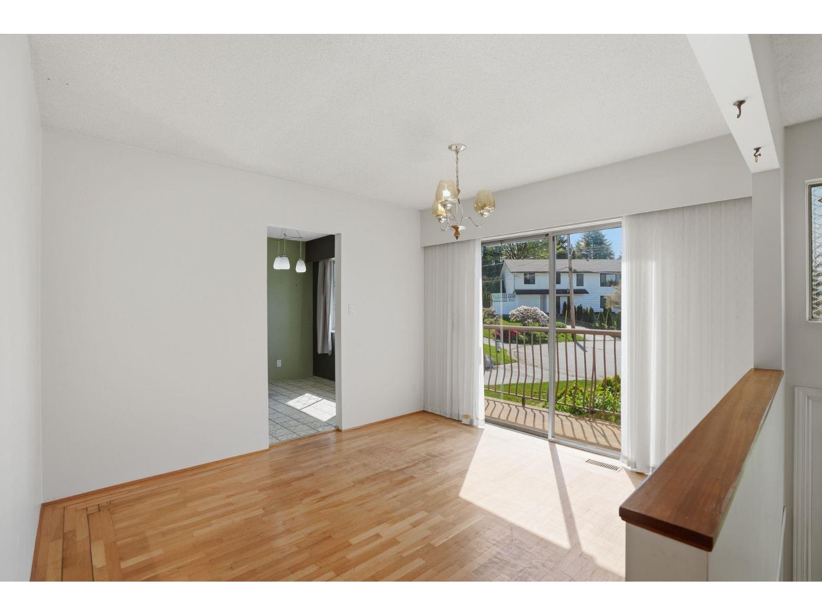 9071 PEMBERTON Place, Delta