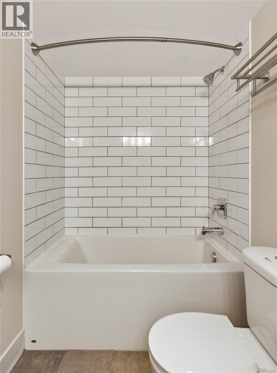 #307 1978 Cliffe Ave - 17