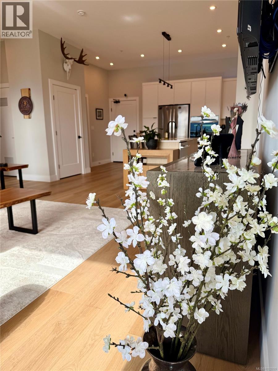 614 1810 Selenite Place, Langford