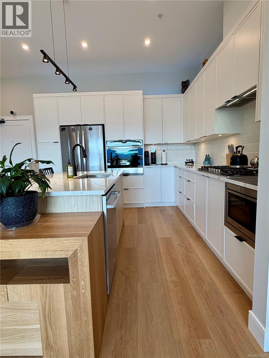 614 1810 Selenite Place, Langford