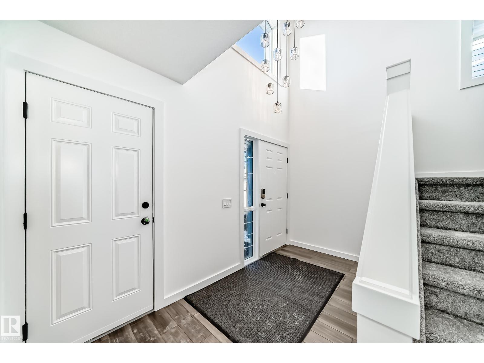 4008 37 AV NW, Edmonton