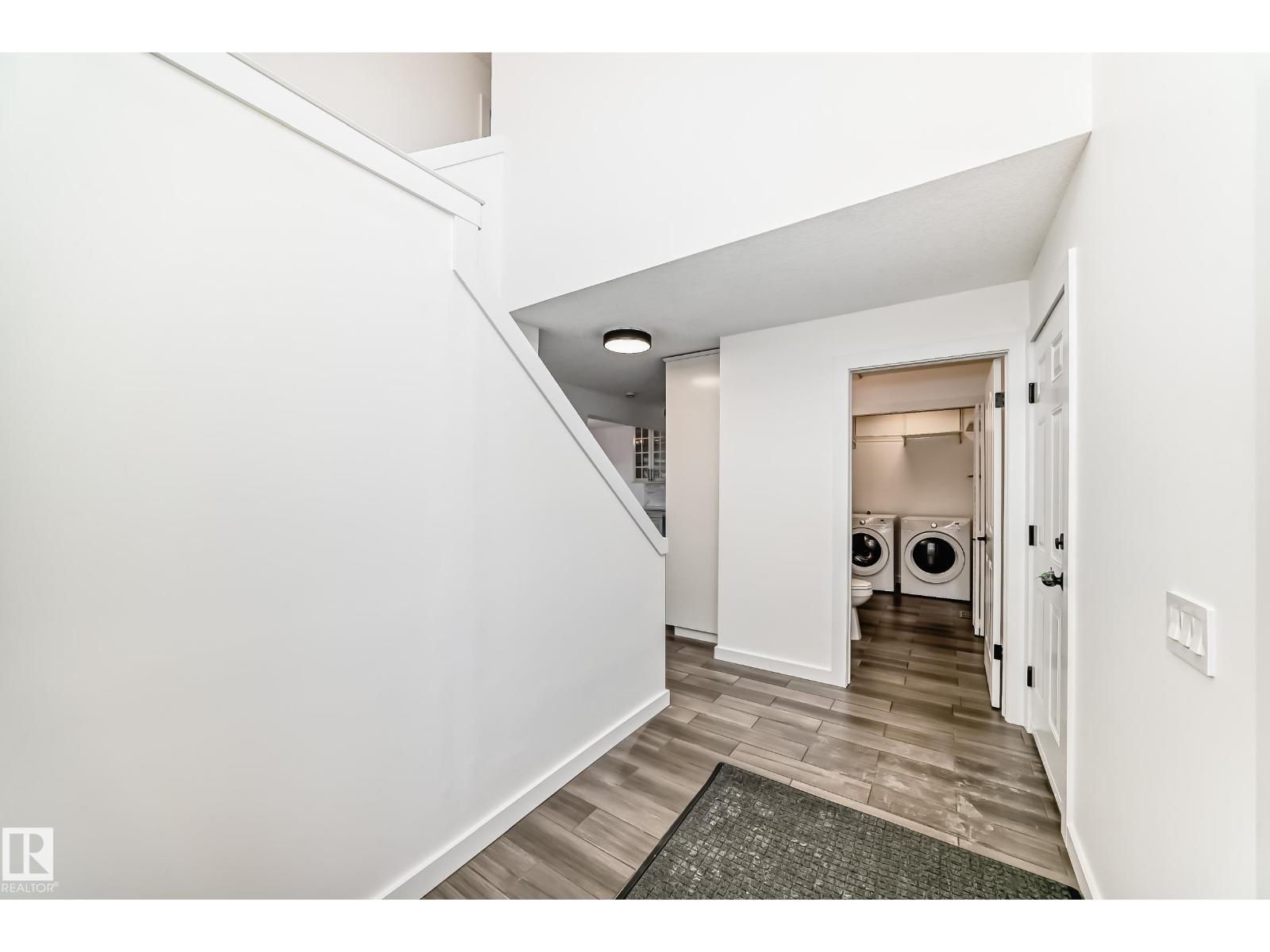 4008 37 AV NW, Edmonton