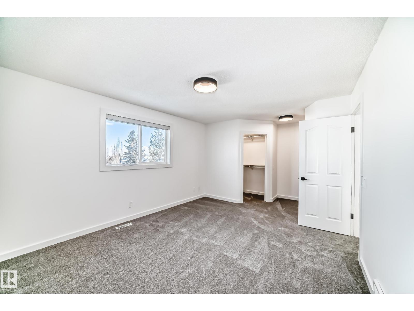 4008 37 AV NW, Edmonton