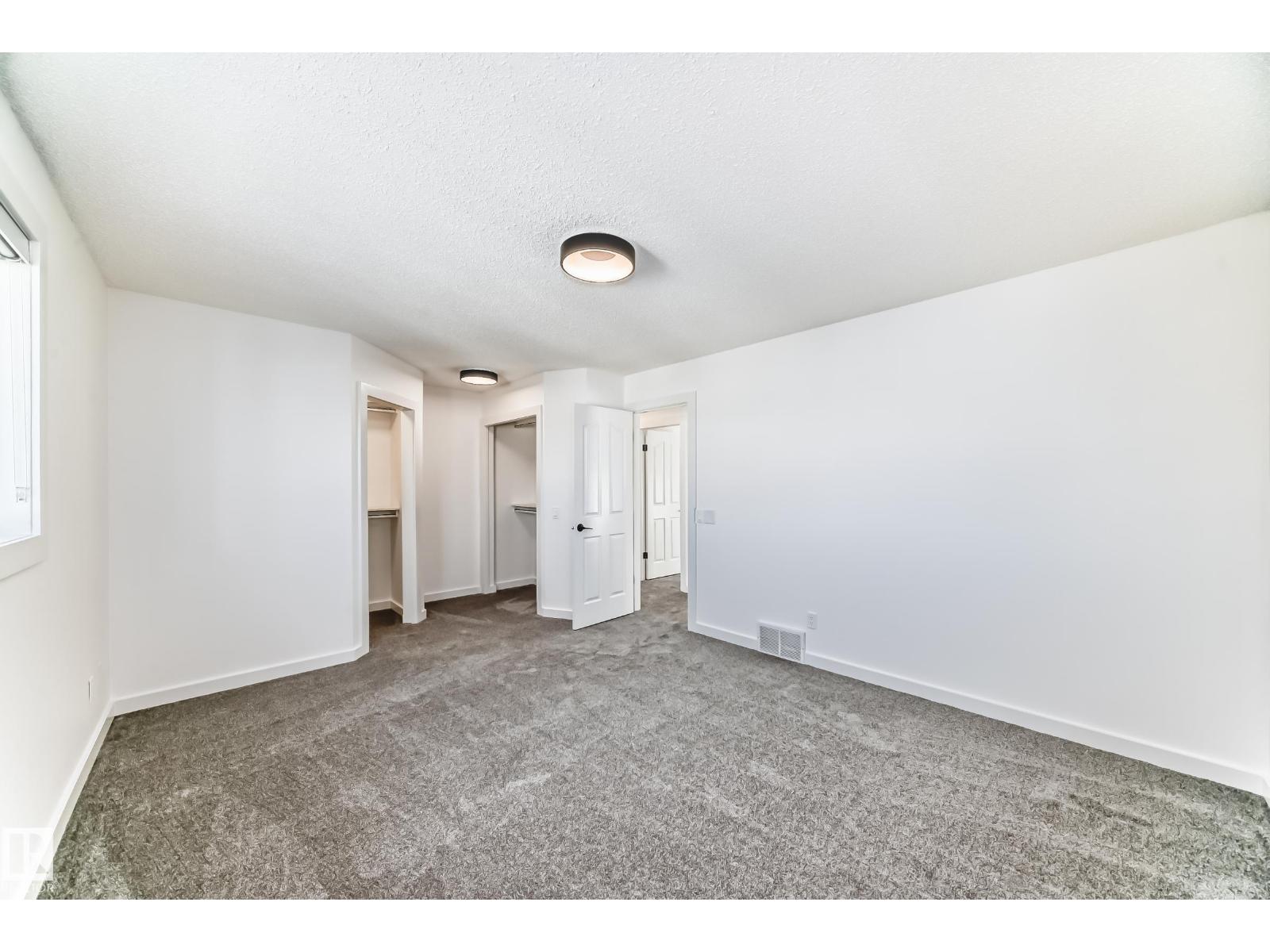 4008 37 AV NW, Edmonton