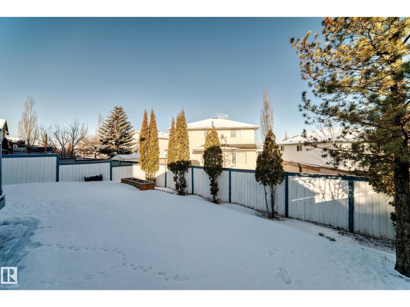 4008 37 AV NW, Edmonton