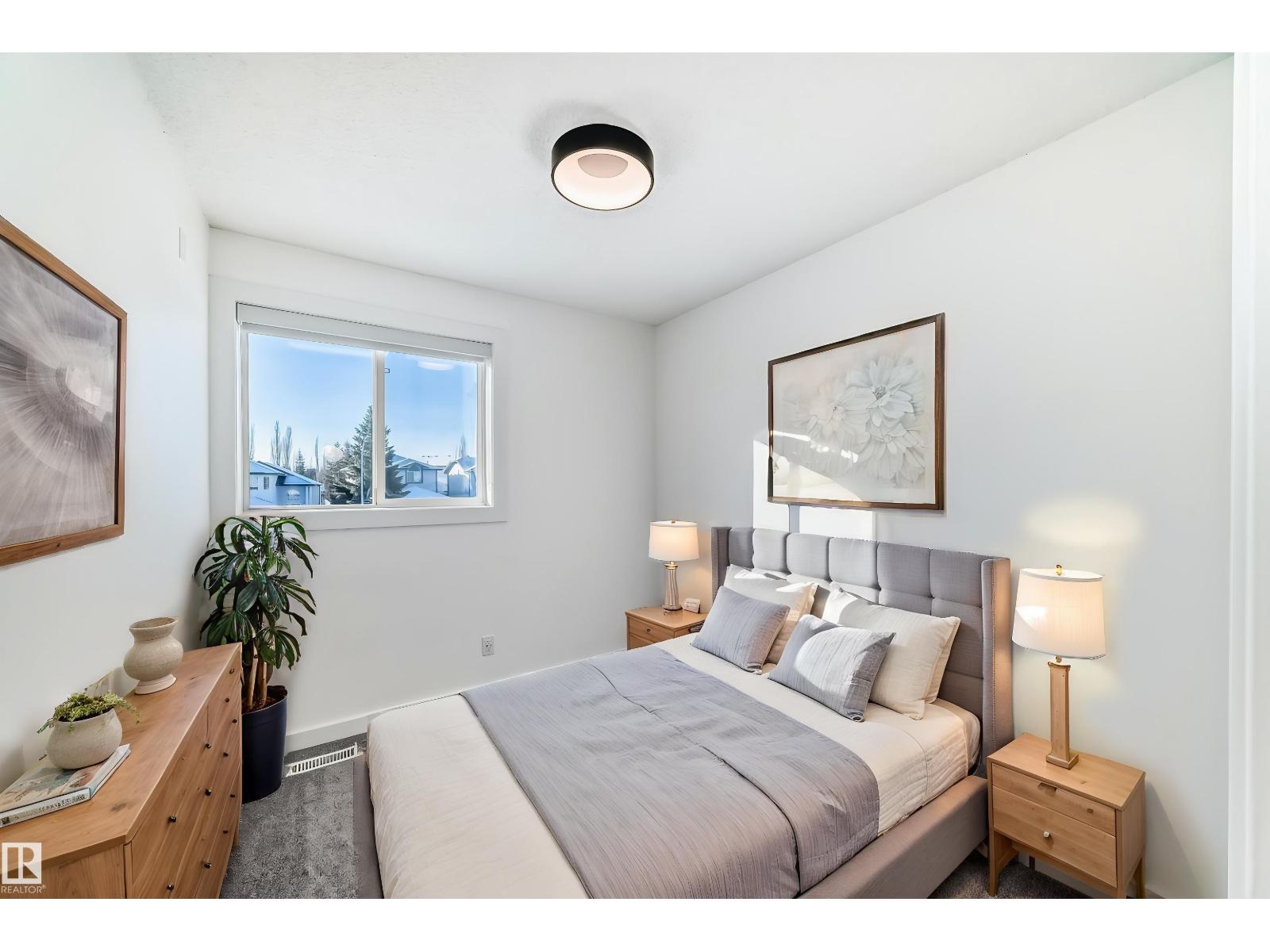 4008 37 AV NW, Edmonton