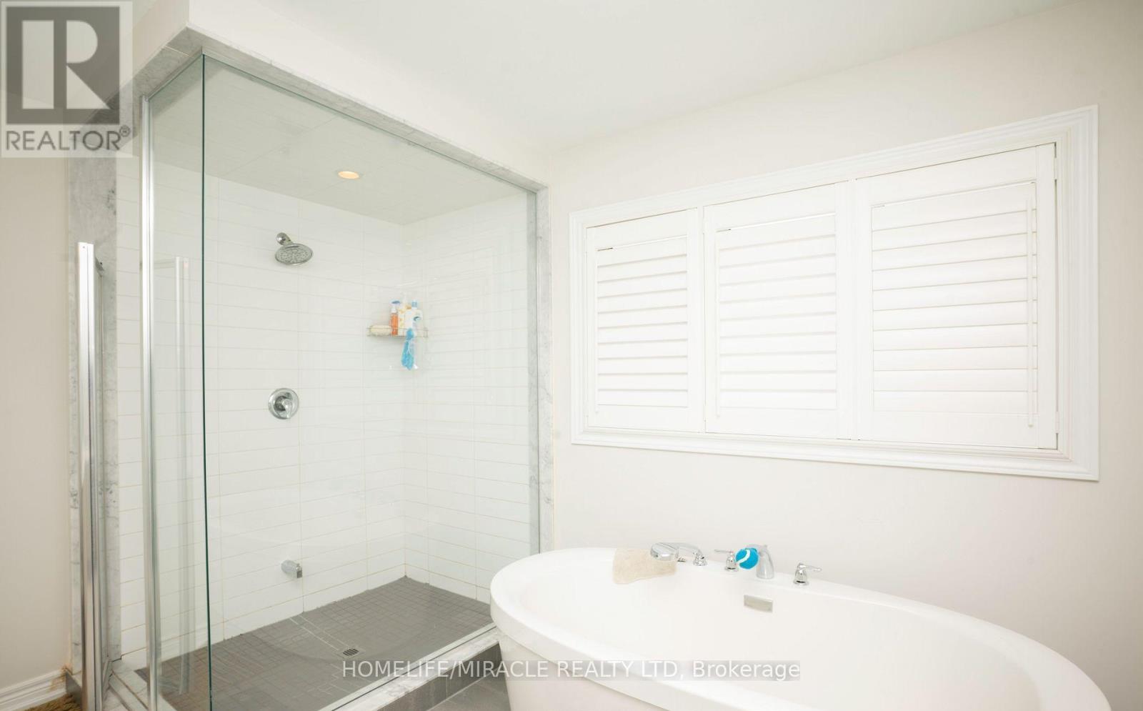 978 BARTON WAY - 29