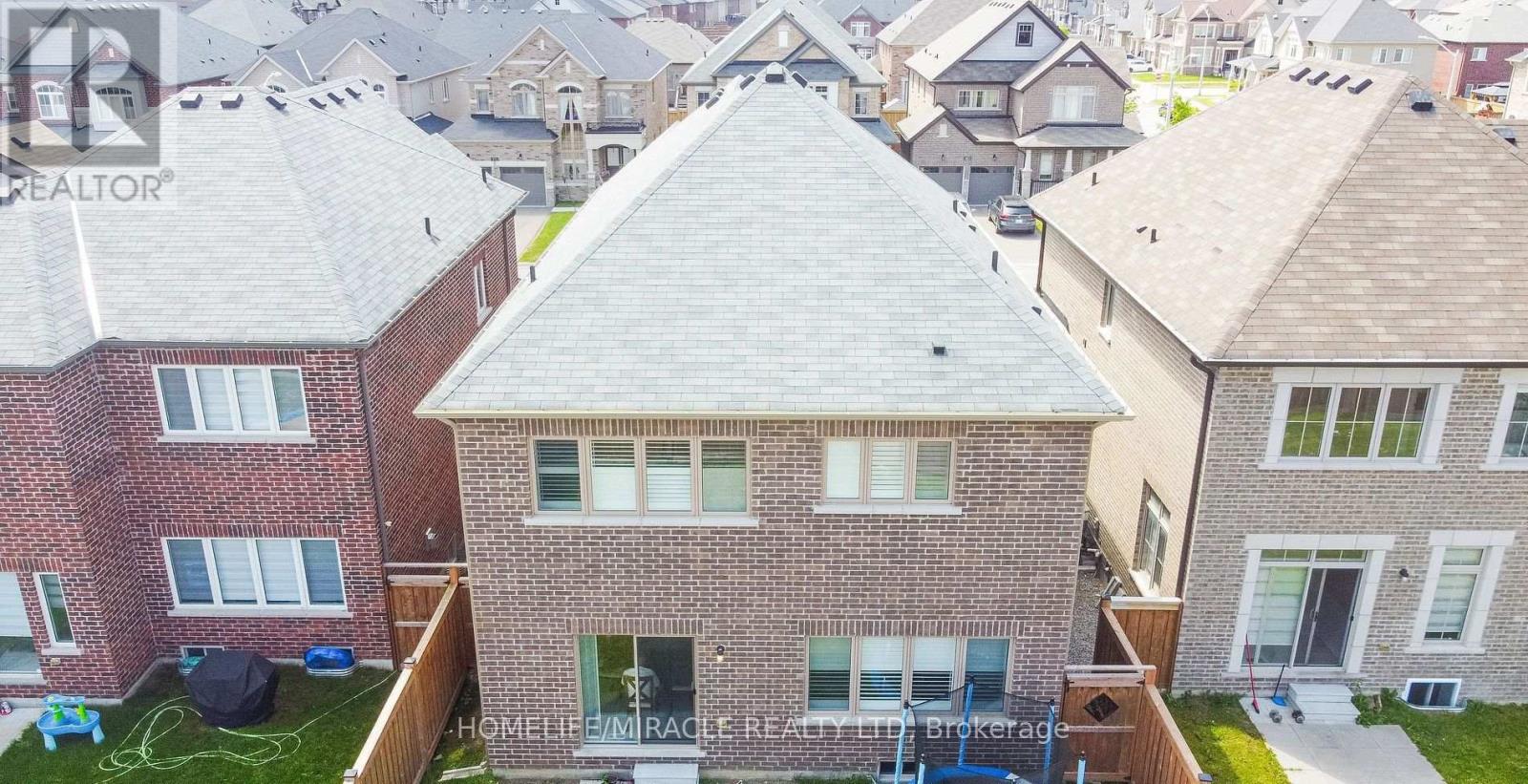 978 BARTON WAY - 32