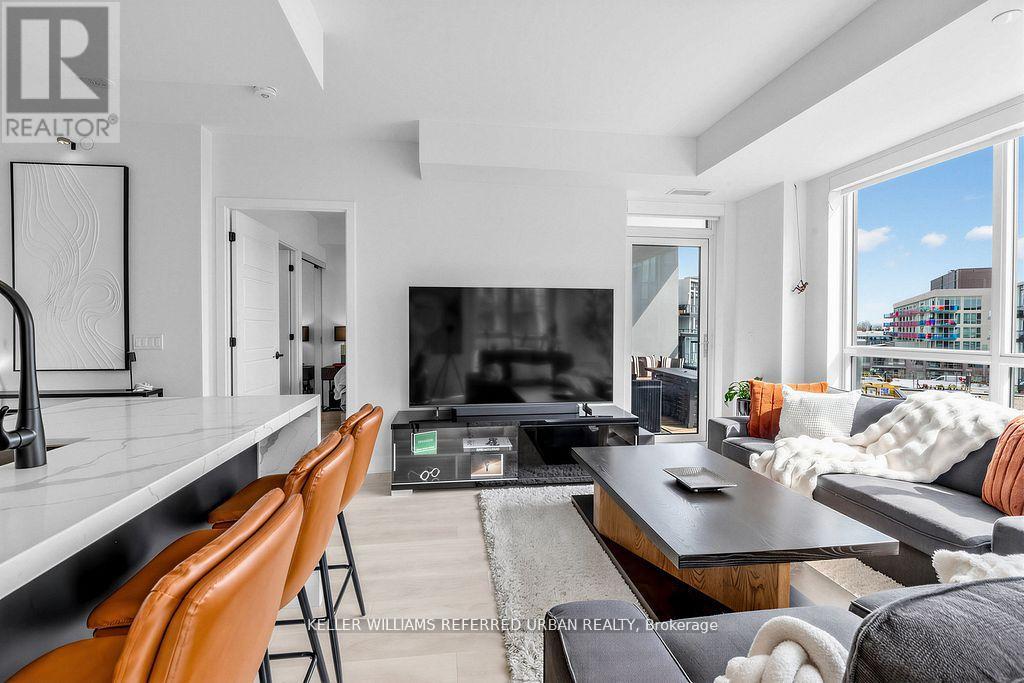 #304 415 SEA RAY AVENUE - 13