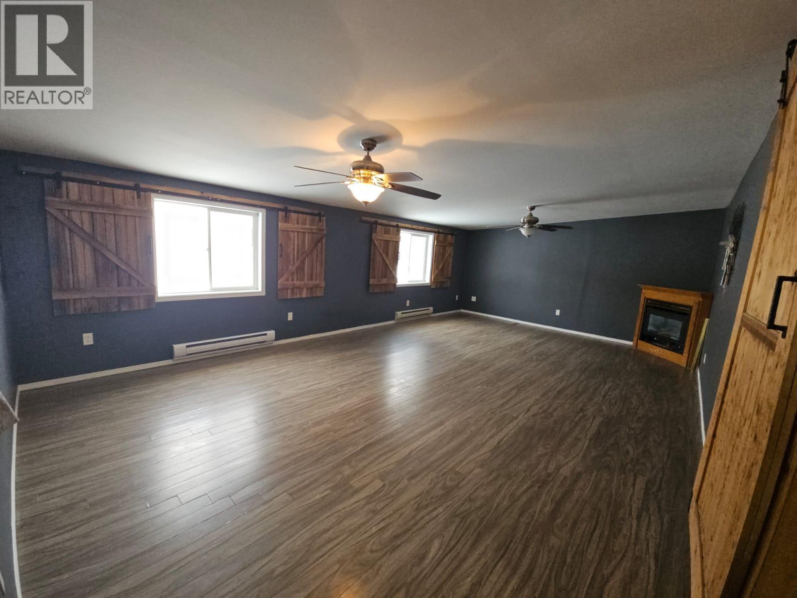 4504 42 Avenue NE - 15