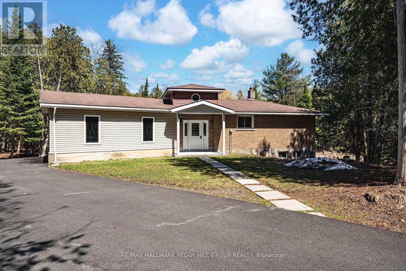 537 HURONIA ROAD — photo 4