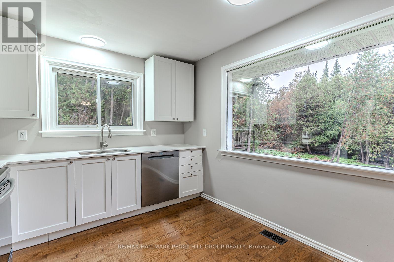 537 HURONIA ROAD — photo 5
