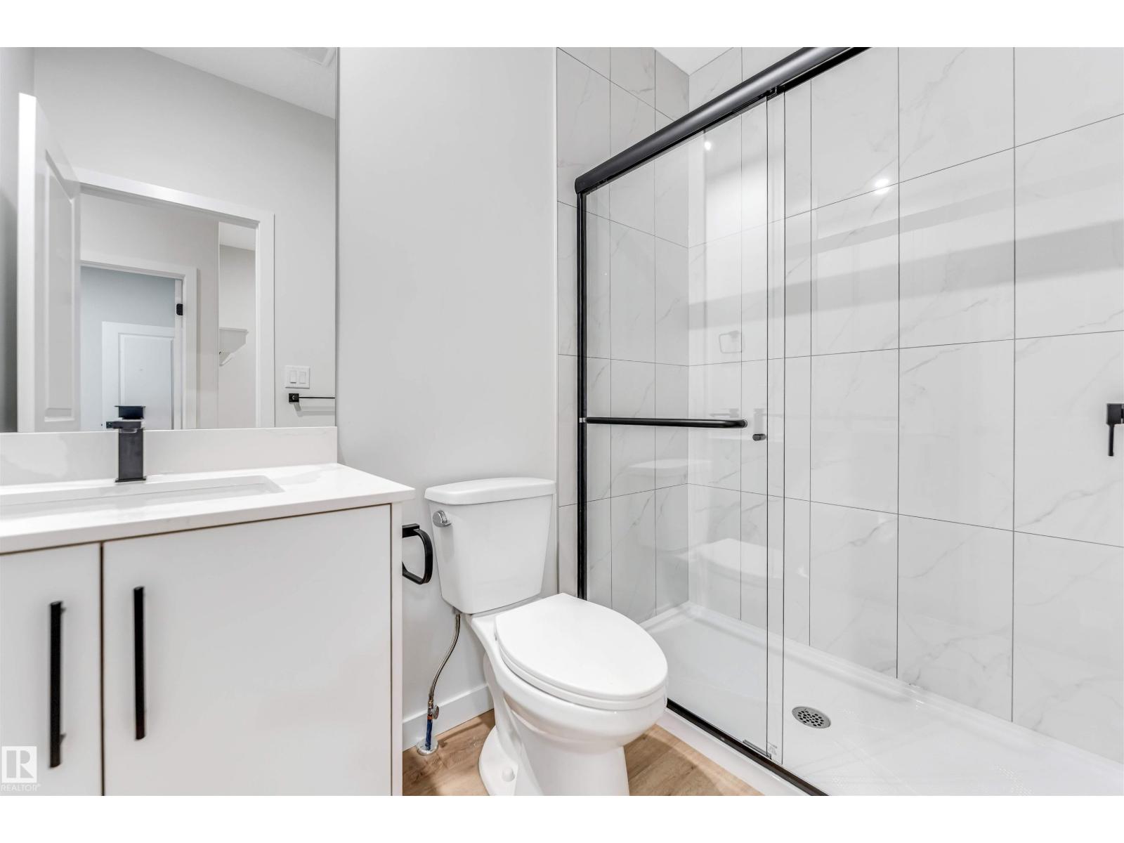 8712 181 AV NW, Edmonton