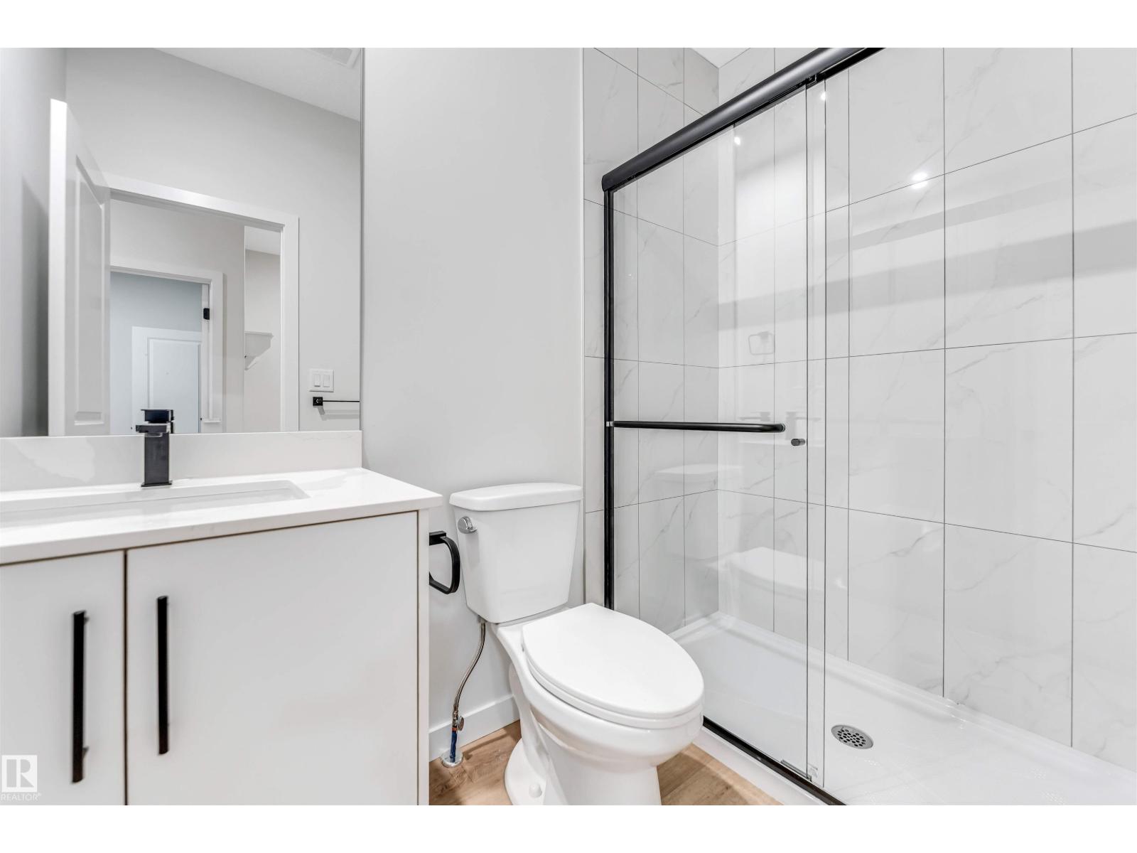 8712 181 AV NW, Edmonton