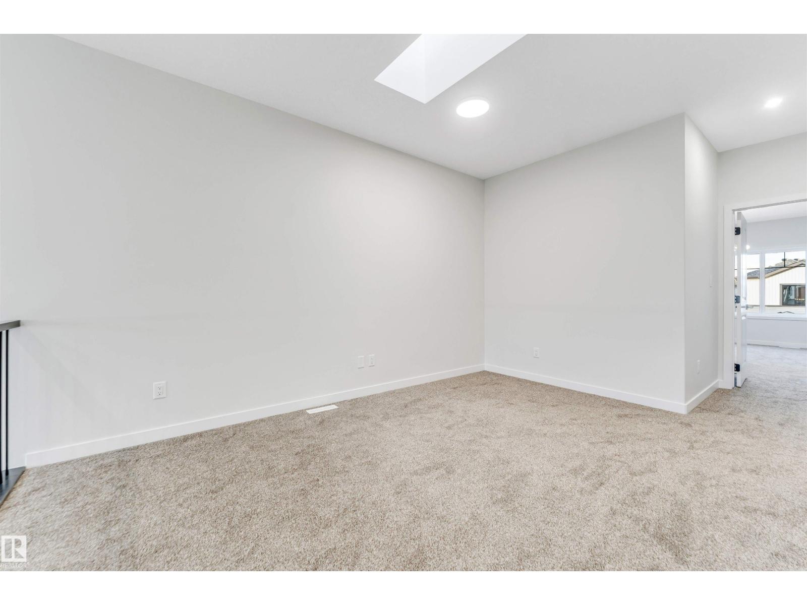 8712 181 AV NW, Edmonton