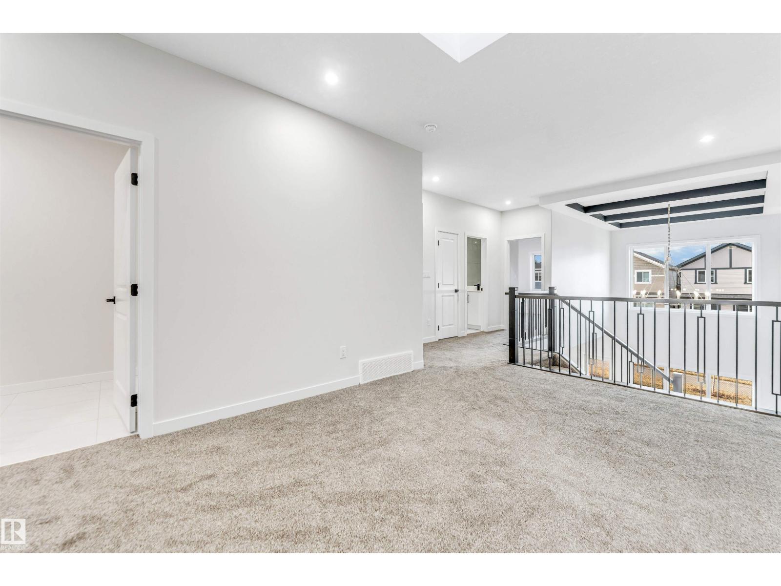 8712 181 AV NW, Edmonton