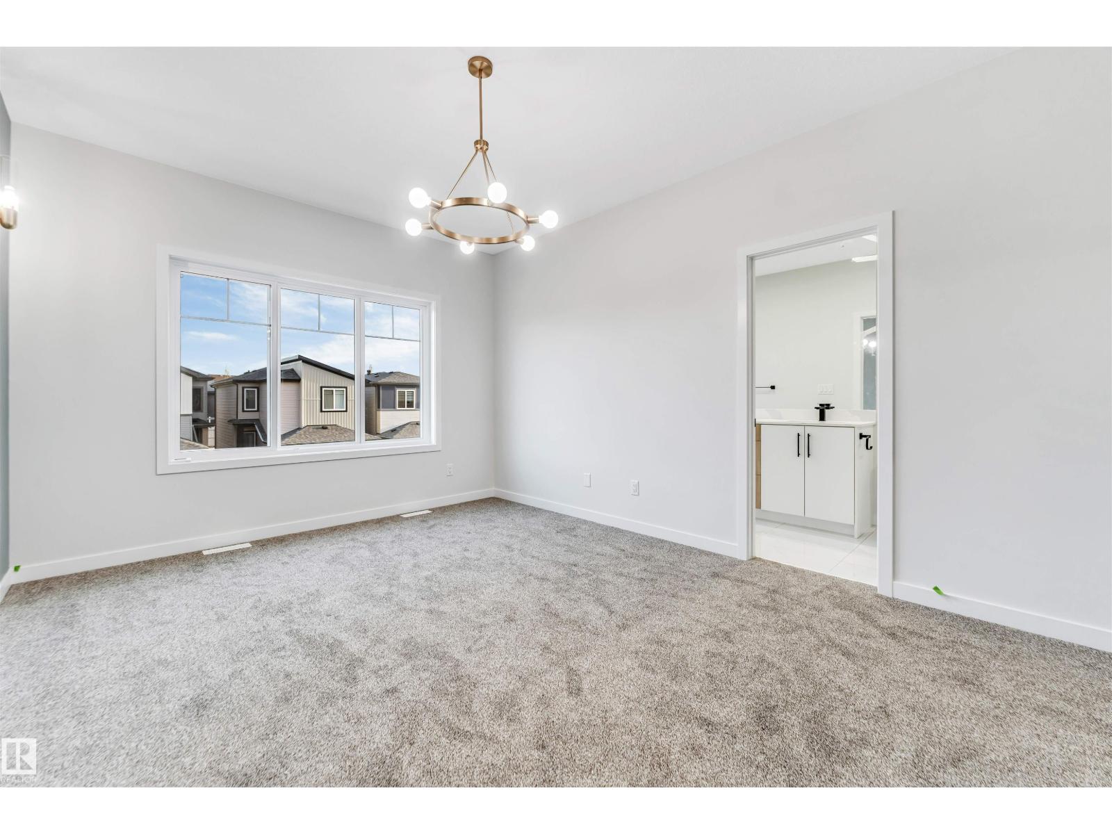 8712 181 AV NW, Edmonton