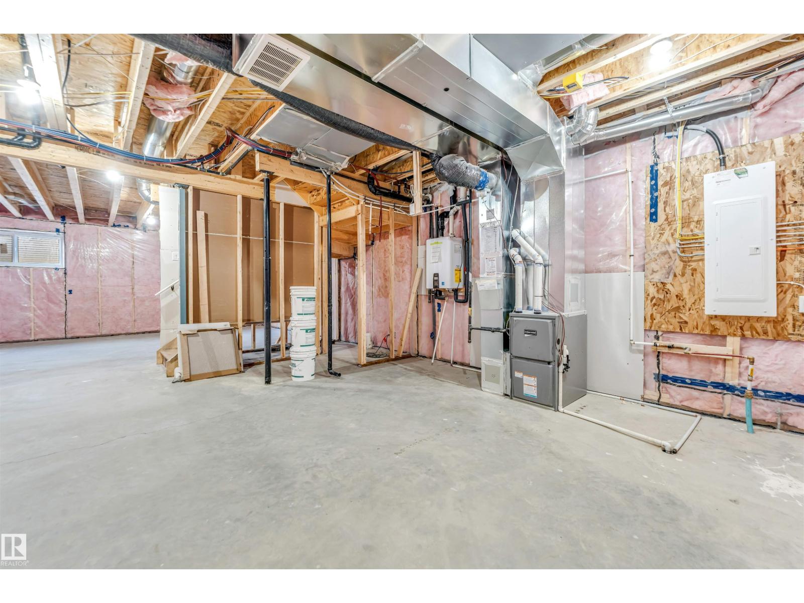 8712 181 AV NW, Edmonton