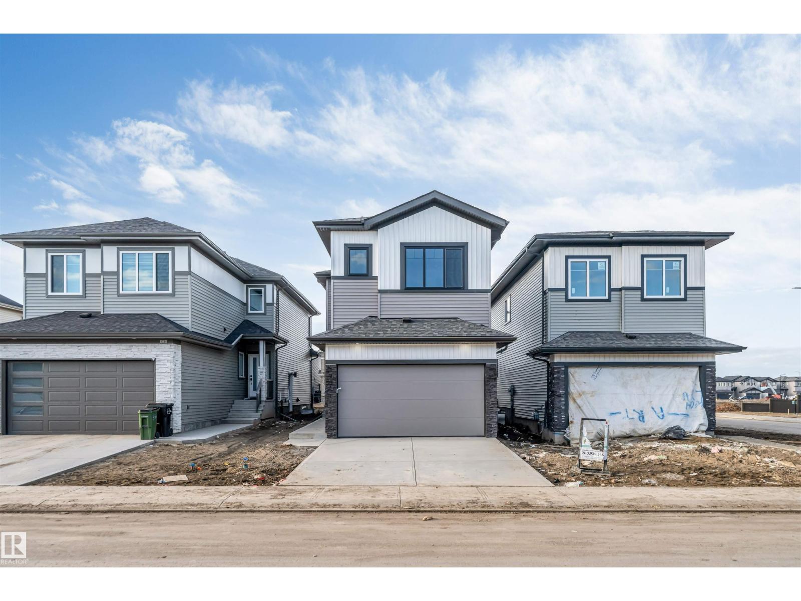 8712 181 AV NW, Edmonton