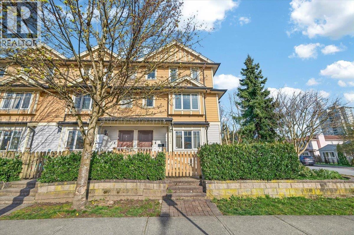 7012 GRIFFITHS AVENUE