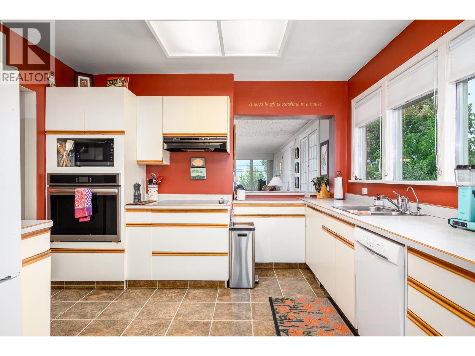 8724, 8730, 8734 Okanagan Landing Road, Vernon