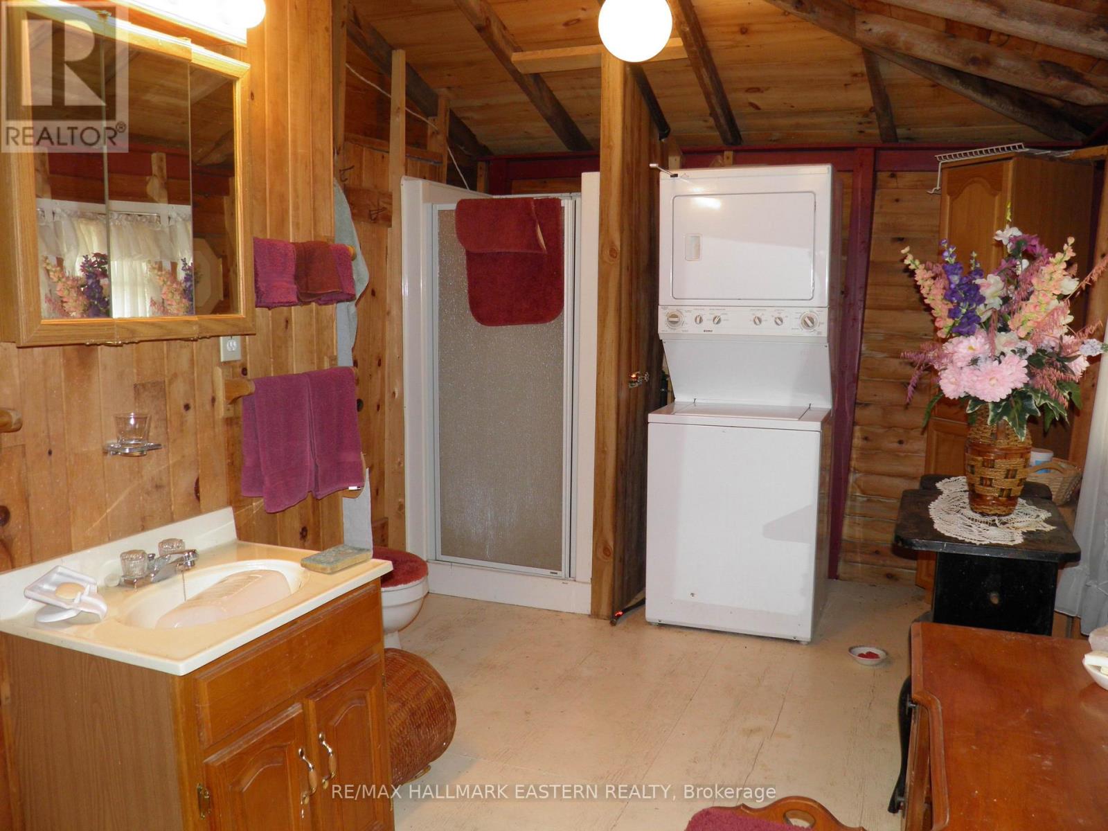 1420 ISLAND 76 STONEY LAKE - 15