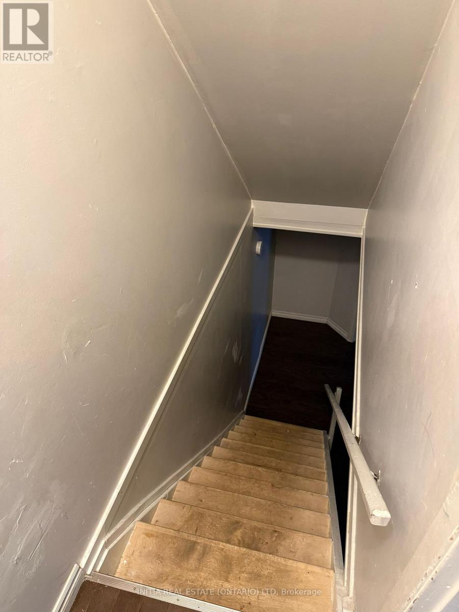 7 ARDSLEY ROAD Property Photo